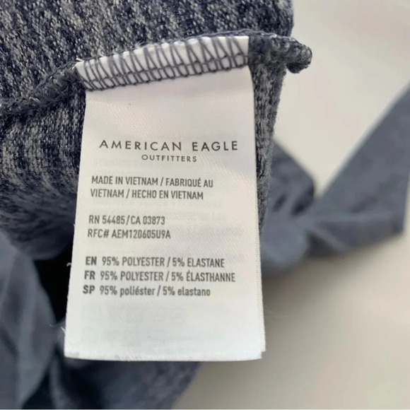 American Eagle Top Woman Large Soft Sexy‎ Blue Plush Long Sleeve V Neck Classic - Picture 6 of 9